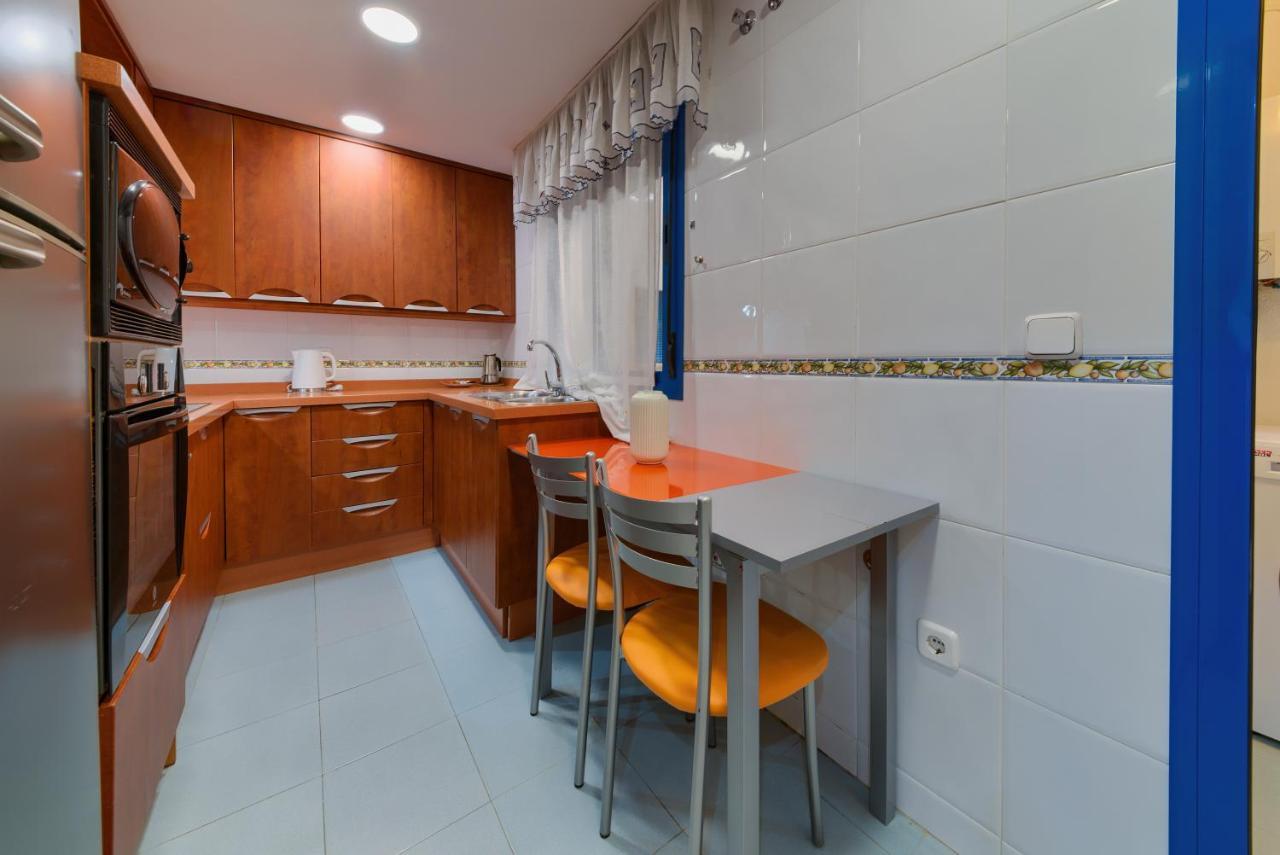 Holidays2Malaga Ayala 450 Mts From Beach & Terrace Exteriör bild